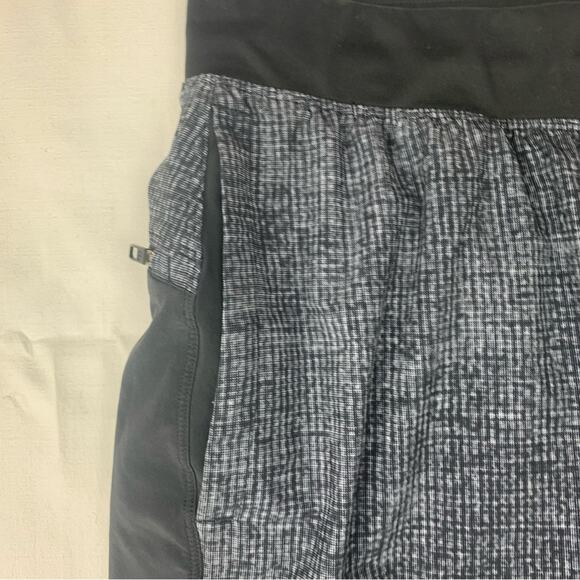 Lululemon mens size large The Short linerless gray black athletic gym workout - Picture 8 of 12